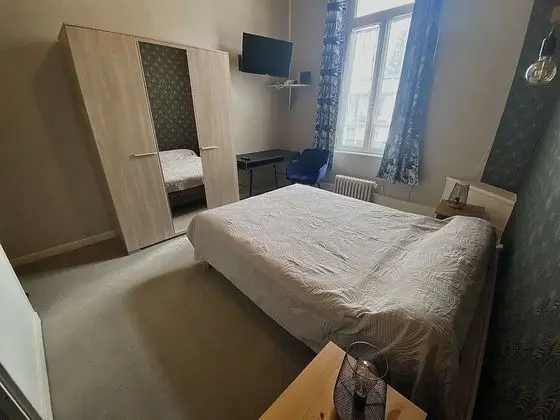 Tek Büyük Yataklı Oda