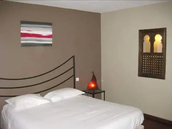 Comfort Tek Büyük Yataklı Oda