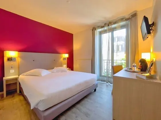 Comfort Tek Büyük Yataklı Oda