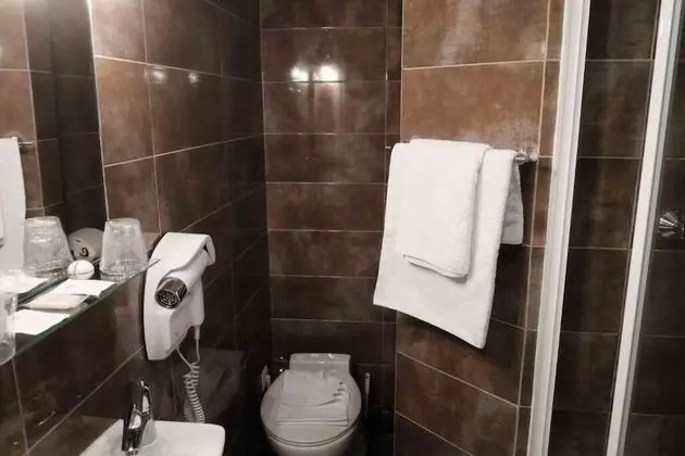 Classic Üç Kişilik Oda