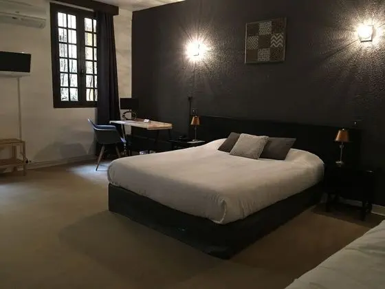 Üç Kişilik Oda