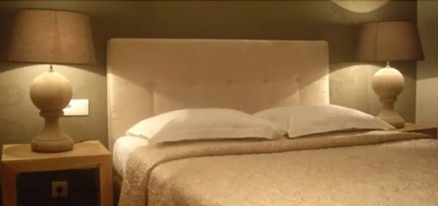 Comfort Tek Büyük Yataklı Oda