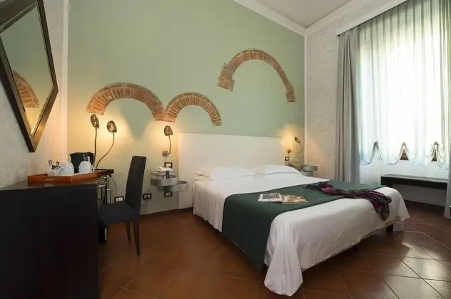 Standard Oda, 1 Büyük (Queen) Boy Yatak (Twin bed on request)