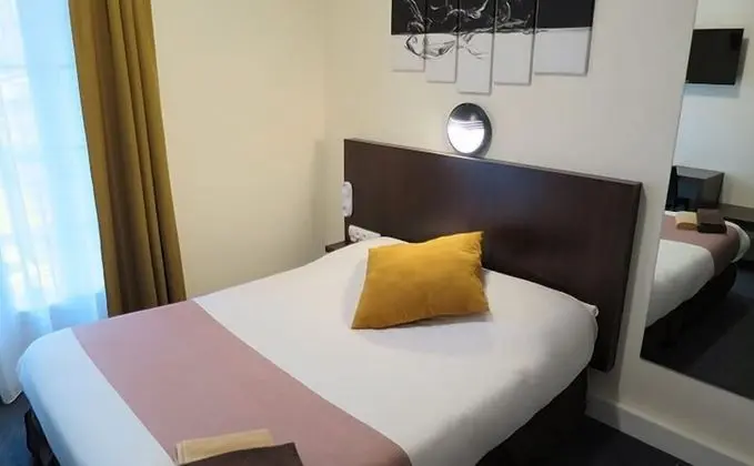 Business Büyük Yataklı Tek Kişilik Oda