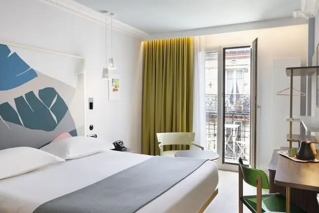 Comfort Tek Büyük Yataklı Oda