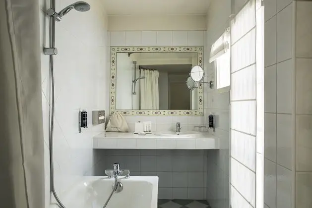 Superior Oda, Şehir Manzaralı (Executive Louvre)