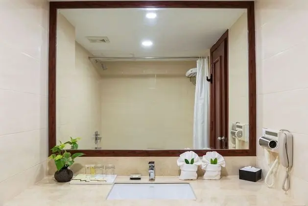 Deluxe Twin Room, Bathtub, Balcony (Free Two Way Airport Transfer)