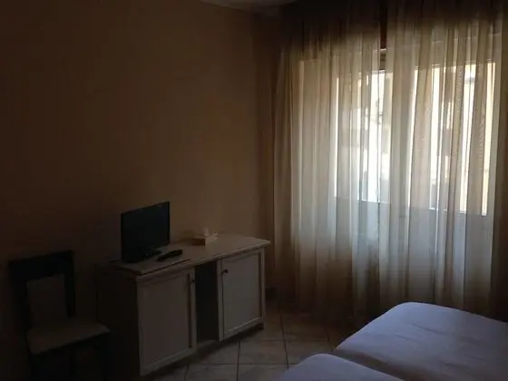 Tek Büyük veya İki Ayrı Yataklı Oda, Şehir Manzaralı