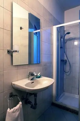 Tek Büyük veya İki Ayrı Yataklı Oda, Şehir Manzaralı