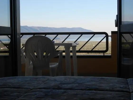 Üç Kişilik Oda