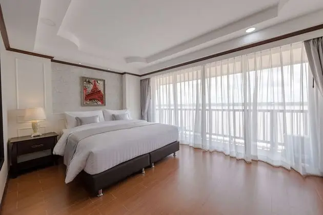 Deluxe Tek Büyük Yataklı Oda