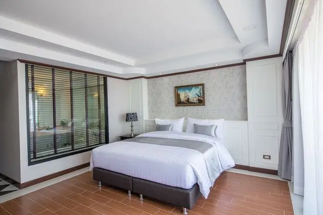 Deluxe Tek Büyük Yataklı Oda