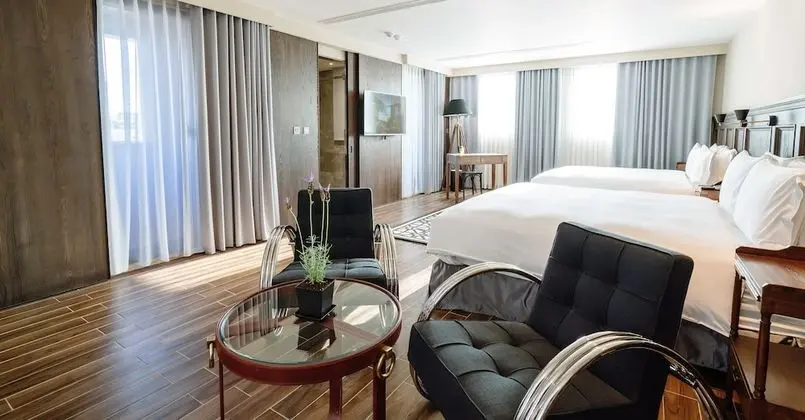 Deluxe Dört Kişilik Oda