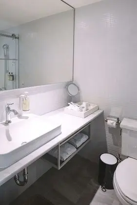 Deluxe Dört Kişilik Oda