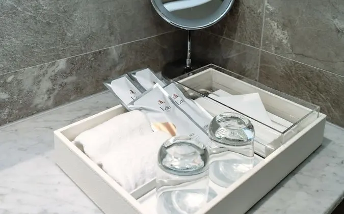 Elite Tek Büyük Yataklı Oda