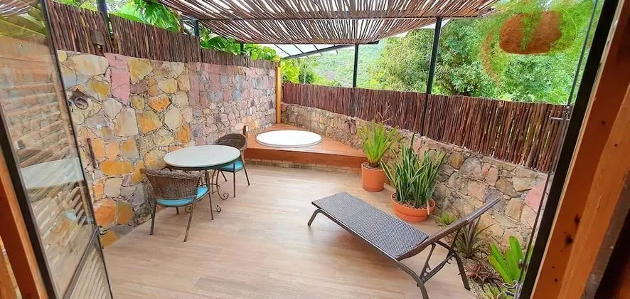 Romantic Tek Büyük Yataklı Oda