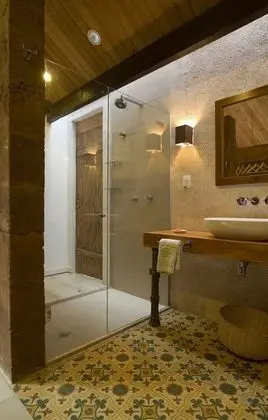 Romantic Tek Büyük Yataklı Oda