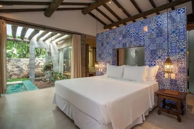 Romantic Tek Büyük Yataklı Oda, Kişiye Özel Havuzlu