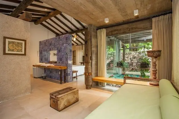 Romantic Tek Büyük Yataklı Oda, Kişiye Özel Havuzlu