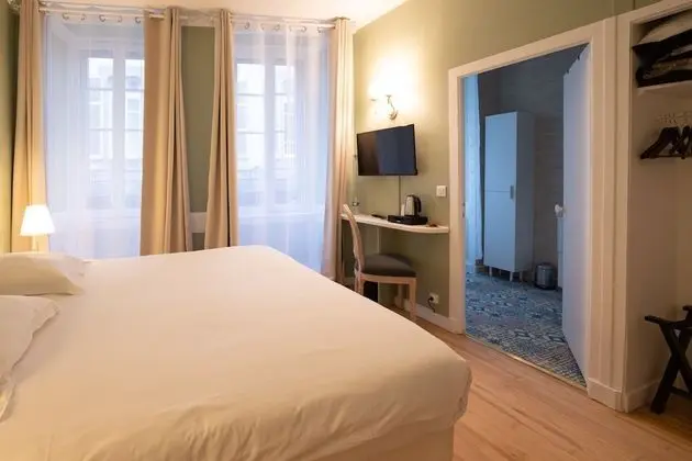 Comfort Tek Büyük Yataklı Oda