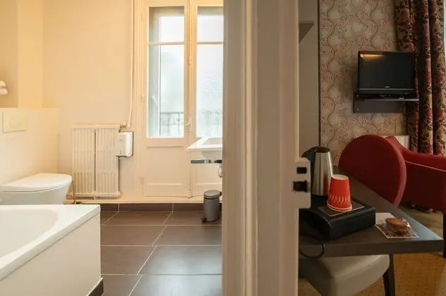 Comfort Tek Büyük Yataklı Oda