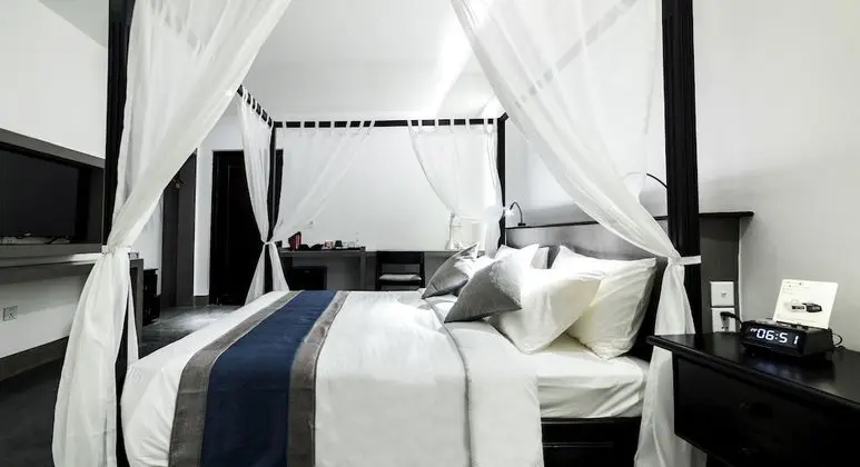 Junior Süit, 1 En Büyük (King) Boy Yatak