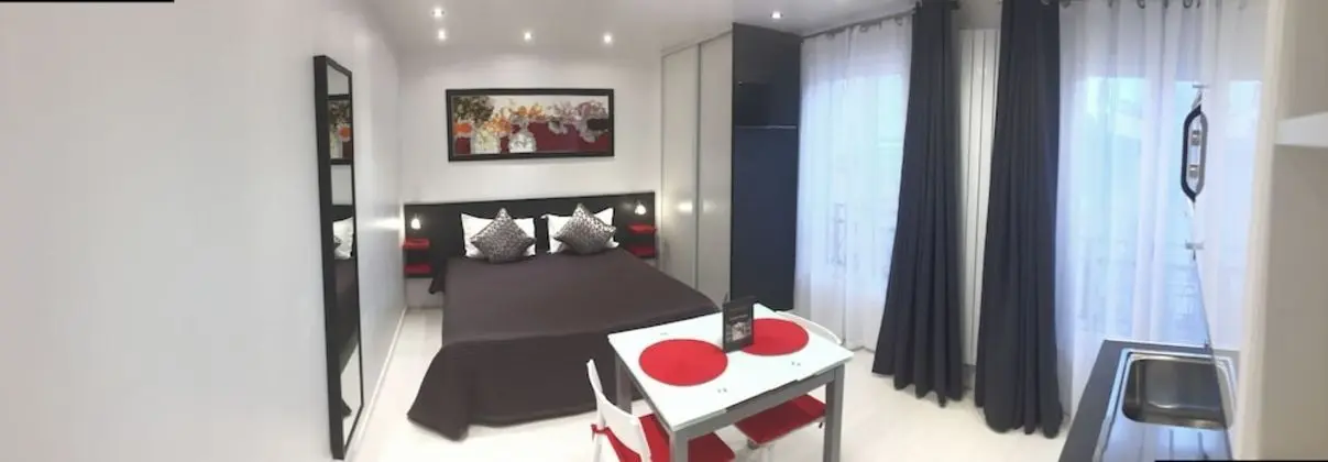 Deluxe Stüdyo, Küçük Mutfak