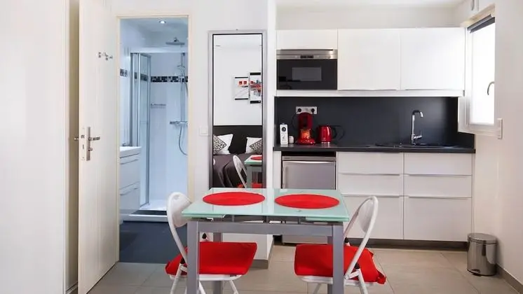 Deluxe Stüdyo, Küçük Mutfak