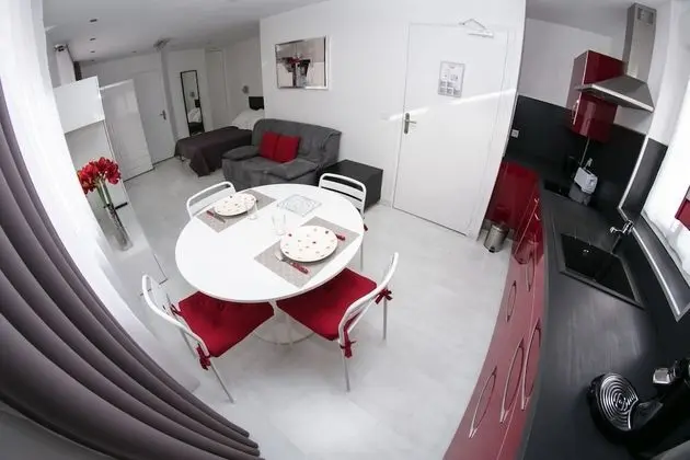 studio deluxe supérieur de 1 à 4 personnes avec kitchenette