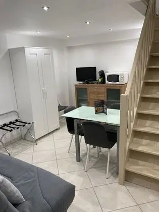 studio duplex supérieur de 1 à 4 personnes avec kitchenette