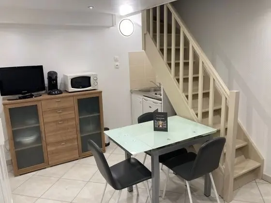 studio duplex supérieur de 1 à 4 personnes avec kitchenette