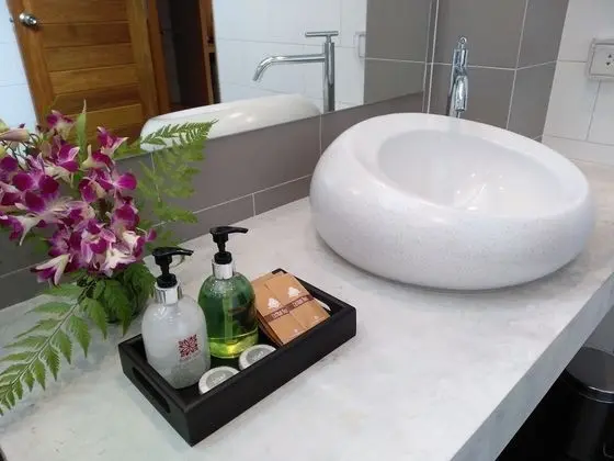 Deluxe Tek Büyük Yataklı Oda, 1 En Büyük (King) Boy Yatak, Balkon, Dağ Manzaralı