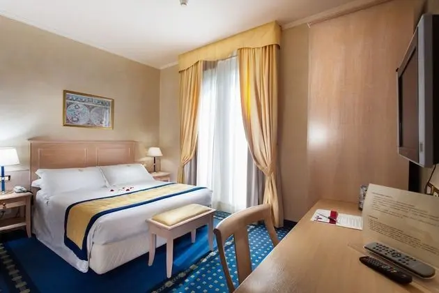 Comfort Büyük Yataklı Tek Kişilik Oda