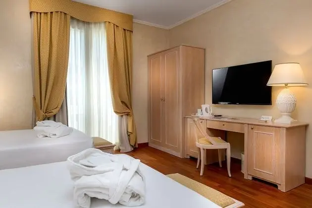 Comfort Büyük Yataklı Tek Kişilik Oda