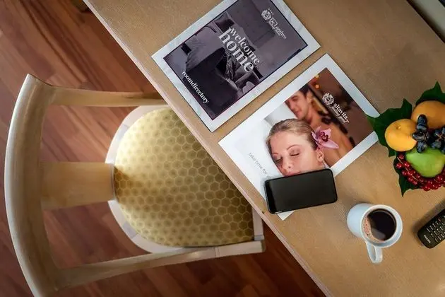 Premium Büyük Yataklı Tek Kişilik Oda, Denize Bakan (Spa included)