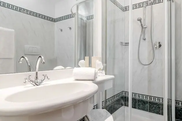 Premium Büyük Yataklı Tek Kişilik Oda, Denize Bakan (Spa included)