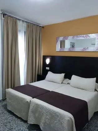 Standard Tek Büyük veya İki Ayrı Yataklı Oda