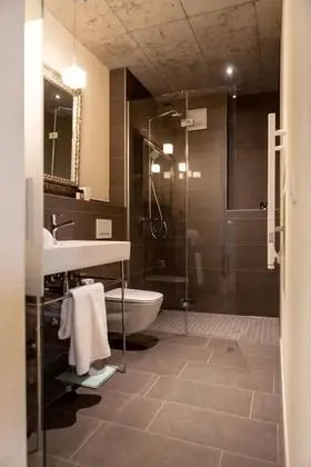 Deluxe Tek Büyük veya İki Ayrı Yataklı Oda