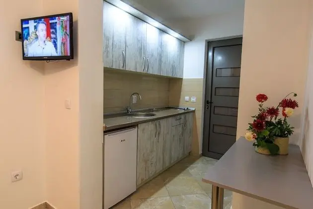 Studio for 3 (Ground floor 2)