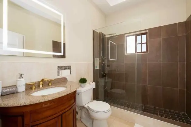 Signature Villa