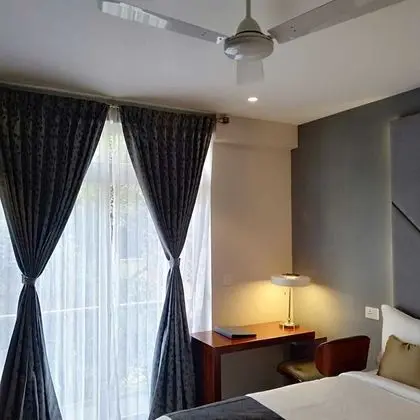 Elite Tek Büyük Yataklı Oda, 1 Çift Kişilik Yatak, Sigara İçilebilir, Şehir Manzaralı