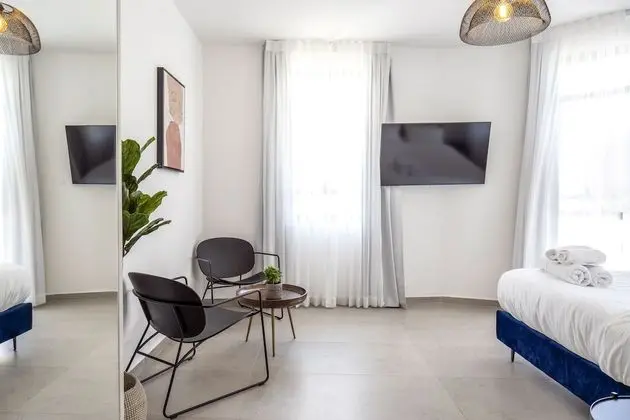 Luxury Tek Büyük Yataklı Oda