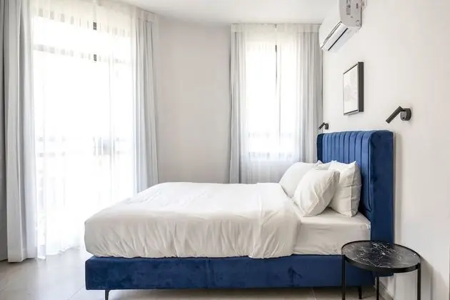 Luxury Tek Büyük Yataklı Oda