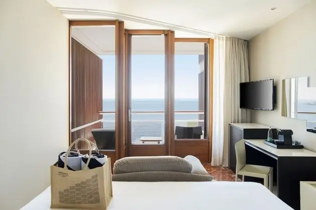 Deluxe Oda, Bağlantılı Odalar, Deniz Manzaralı