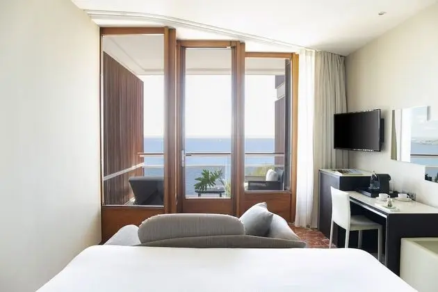 Deluxe Tek Büyük Yataklı Oda, Deniz Manzaralı
