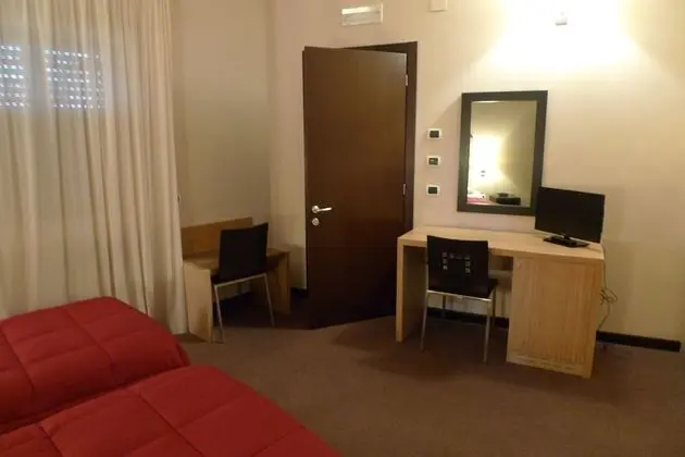 Tek Büyük veya İki Ayrı Yataklı Oda