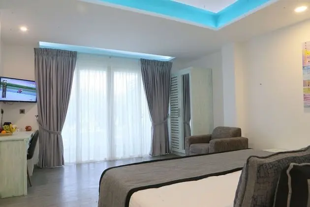 Luxury Tek Büyük Yataklı Oda, Bahçe Manzaralı