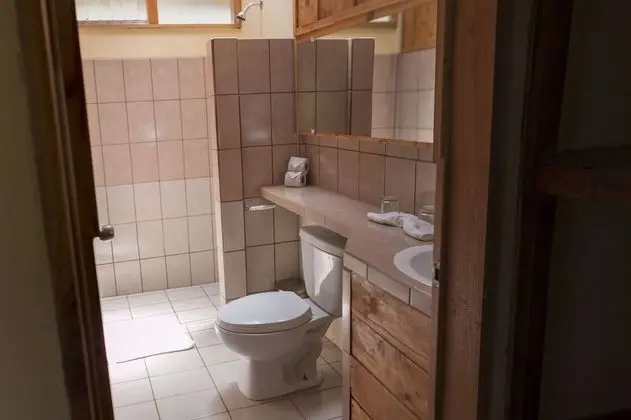 Standard Üç Kişilik Oda, Birden Çok Yatak, Banyolu/Duşlu, Dağ Manzaralı