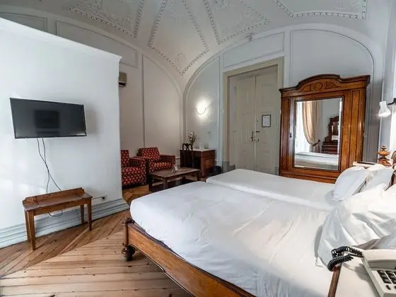 Superior Tek Büyük veya İki Ayrı Yataklı Oda