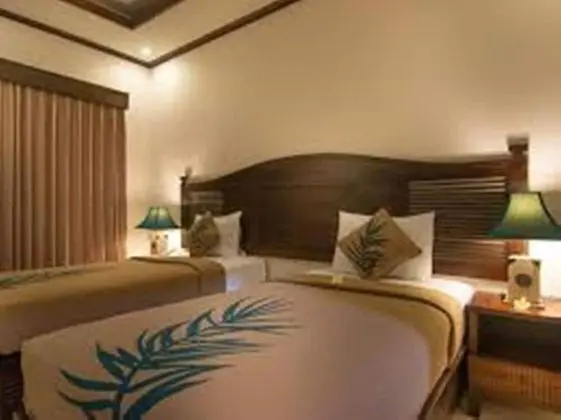 Deluxe Oda, Havuz Manzaralı